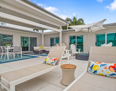 35 Castle Harbor Isle Drive - Photo Thumbnail 7