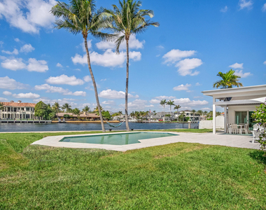 35 Castle Harbor Isle Drive - Photo Thumbnail 30