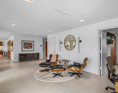 35 Castle Harbor Isle Drive - Photo Thumbnail 18