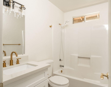 4224 E Canyon Trail -- - Photo Thumbnail 8