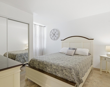825 Egret Circle - Photo Thumbnail 16