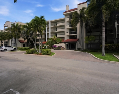 825 Egret Circle - Photo Thumbnail 23
