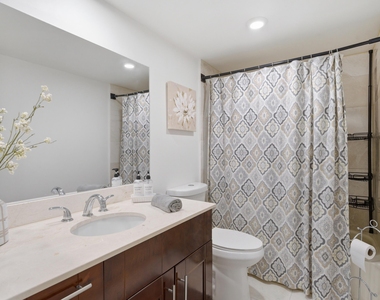 825 Egret Circle - Photo Thumbnail 17