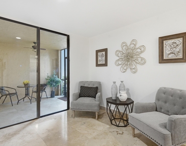 825 Egret Circle - Photo Thumbnail 10