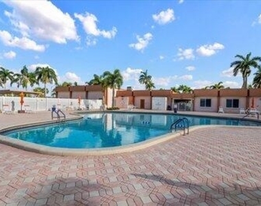 2723 Dudley Drive W - Photo Thumbnail 22