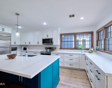 1708 E Montebello Avenue - Photo Thumbnail 1