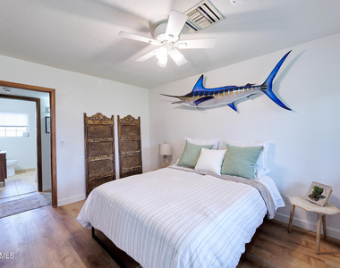 1708 E Montebello Avenue - Photo Thumbnail 8