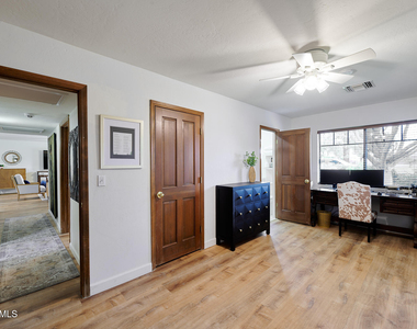 1708 E Montebello Avenue - Photo Thumbnail 10