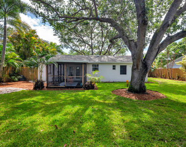 808 Iroquois Street - Photo Thumbnail 30