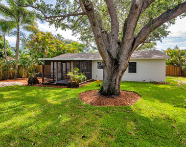 808 Iroquois Street - Photo Thumbnail 31