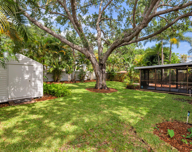 808 Iroquois Street - Photo Thumbnail 32
