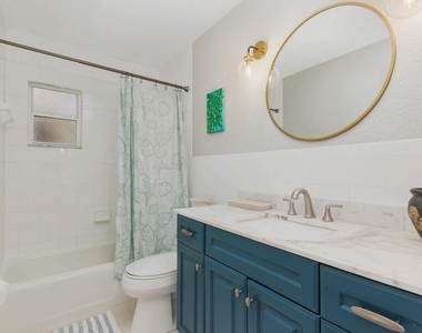 808 Iroquois Street - Photo Thumbnail 9