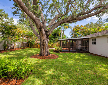 808 Iroquois Street - Photo Thumbnail 19