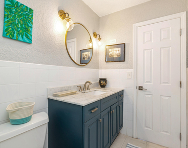 808 Iroquois Street - Photo Thumbnail 10