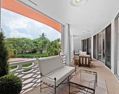 315 S Lake Drive - Photo Thumbnail 3