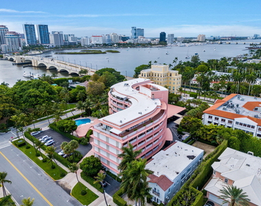 315 S Lake Drive - Photo Thumbnail 11