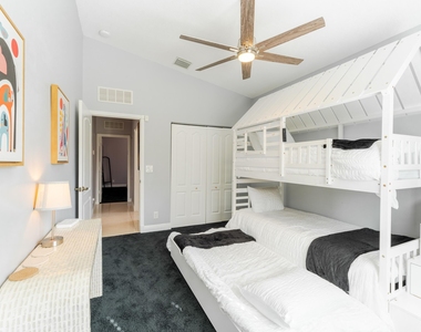 6138 Nw Ginger Lane - Photo Thumbnail 16
