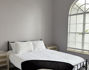 6138 Nw Ginger Lane - Photo Thumbnail 18