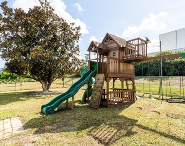 6138 Nw Ginger Lane - Photo Thumbnail 21