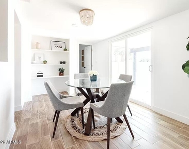 2915 W Griswold Road - Photo Thumbnail 8