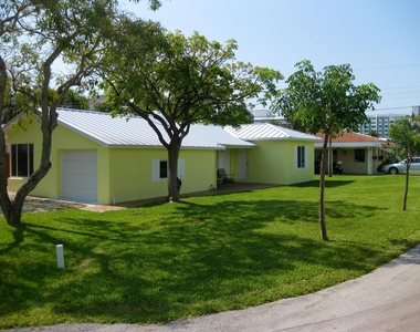 600 S Riverside Drive - Photo Thumbnail 5
