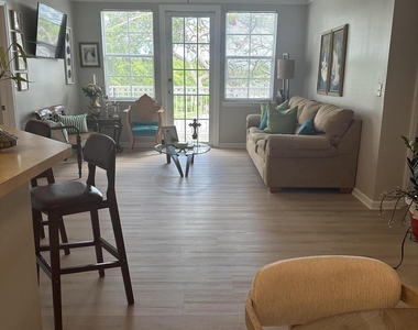 9825 Baywinds Drive - Photo Thumbnail 17
