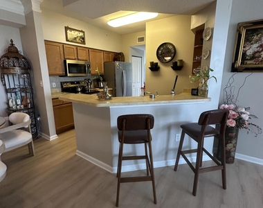 9825 Baywinds Drive - Photo Thumbnail 6