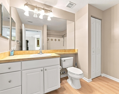 9825 Baywinds Drive - Photo Thumbnail 32