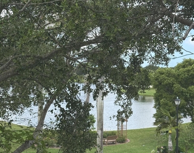 9825 Baywinds Drive - Photo Thumbnail 13