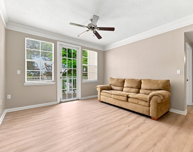 9825 Baywinds Drive - Photo Thumbnail 23