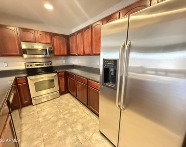 16015 N 30th Street - Photo Thumbnail 3
