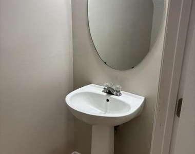 5380 Jubilee Way - Photo Thumbnail 15