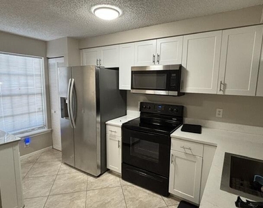 5380 Jubilee Way - Photo Thumbnail 4