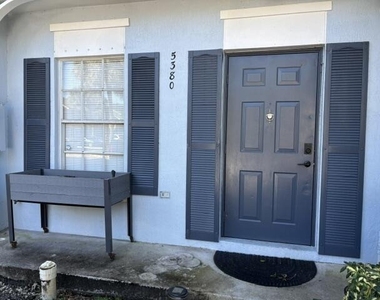 5380 Jubilee Way - Photo Thumbnail 3