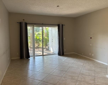 5380 Jubilee Way - Photo Thumbnail 8