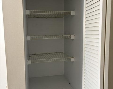 5380 Jubilee Way - Photo Thumbnail 14