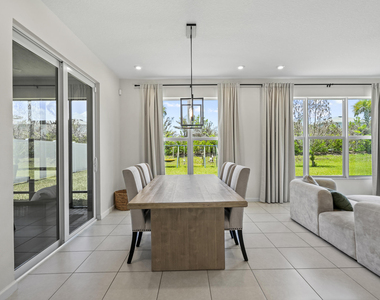 10700 Sw Gloriana Street - Photo Thumbnail 9