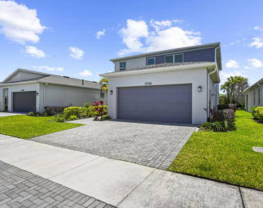 10700 Sw Gloriana Street - Photo Thumbnail 1