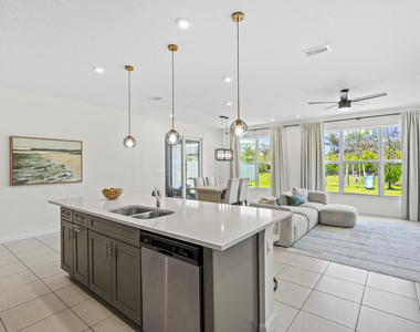 10700 Sw Gloriana Street - Photo Thumbnail 7