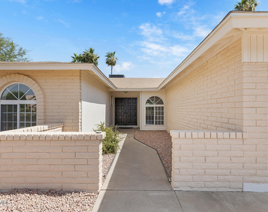 4503 W Bryce Lane - Photo Thumbnail 6