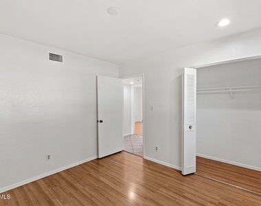 4503 W Bryce Lane - Photo Thumbnail 30