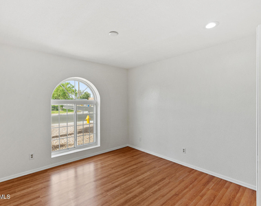 4503 W Bryce Lane - Photo Thumbnail 31