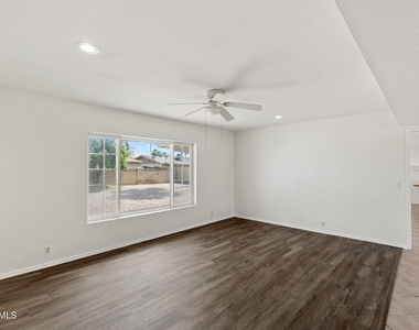 4503 W Bryce Lane - Photo Thumbnail 13