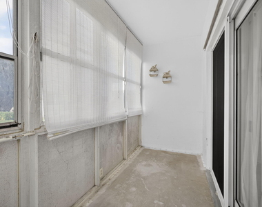 193 Easthampton I - Photo Thumbnail 27