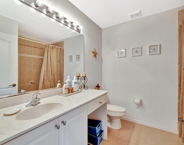 2061 Se Glen Ridge Drive - Photo Thumbnail 15