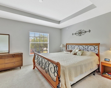 2061 Se Glen Ridge Drive - Photo Thumbnail 11