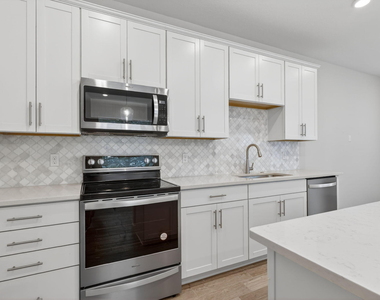 1887 Se Ocean Cove Way - Photo Thumbnail 16