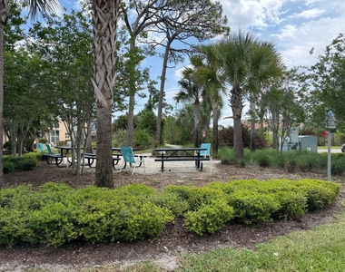 1887 Se Ocean Cove Way - Photo Thumbnail 63