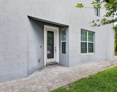 1887 Se Ocean Cove Way - Photo Thumbnail 41
