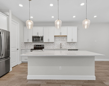 1887 Se Ocean Cove Way - Photo Thumbnail 2